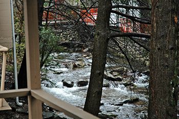 Terrace Inn On The Water 개틀린버그 외부 사진